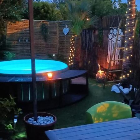 Studio Zure Ondoan - Spa Et Piscine Chauffee Tarnos Bagian luar foto